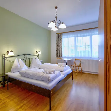 Apartmán In With Shared Sauna *